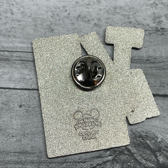 Disneyland Resort Tinkerbell Enamel Trading Pin 2005 - Picture 5 of 5